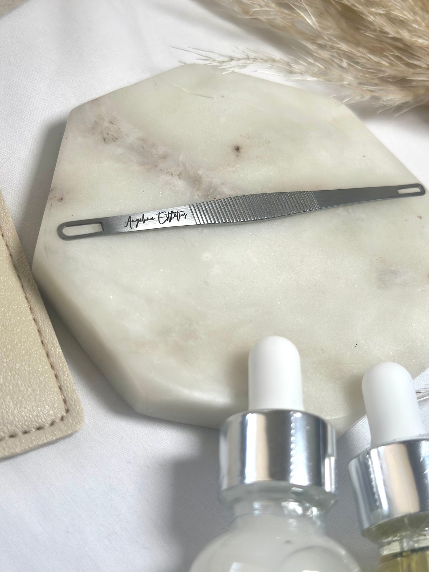 Esthetics Professional Extraction Tool